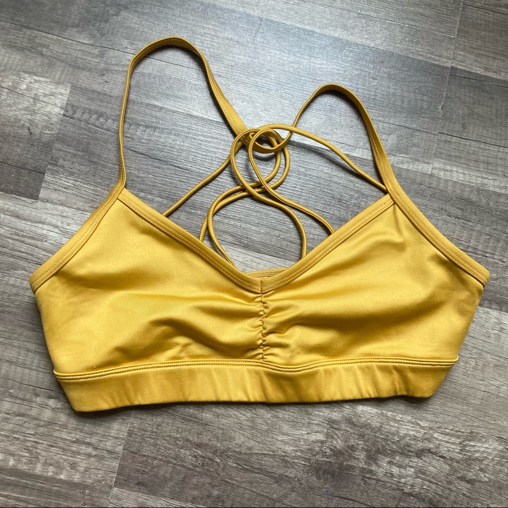 Alo gold sports bra medium